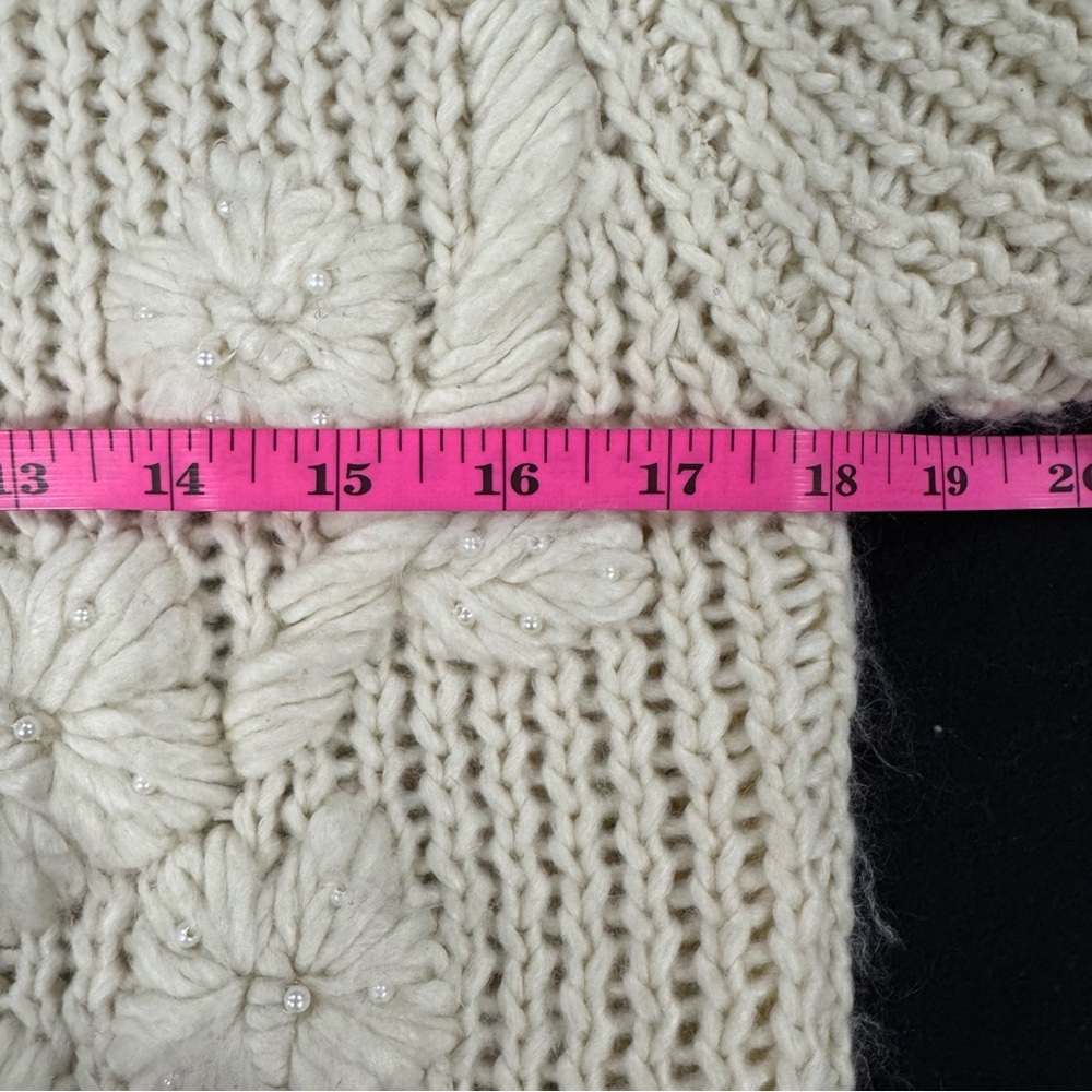 Cream Chunky Knit Sweater with Floral Accents - Picture 10 of 11